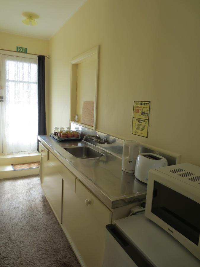 Empire Hotel Featherston Δωμάτιο φωτογραφία